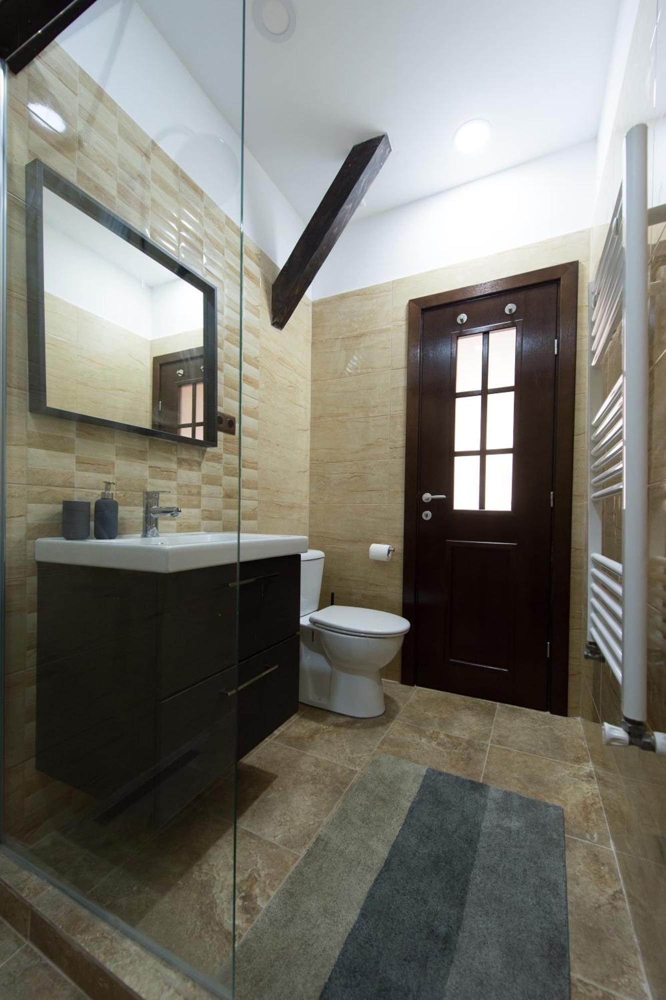 Lovely Brasov Flat With Patio And Mountain Views Exterior foto